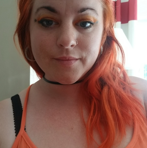 Meet your Posher, Ashley - Picture 4 of 5